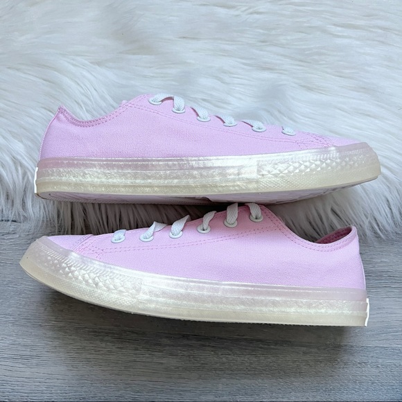 NWT Converse Chuck Taylor All Star Women’s Shoes - Picture 8 of 8